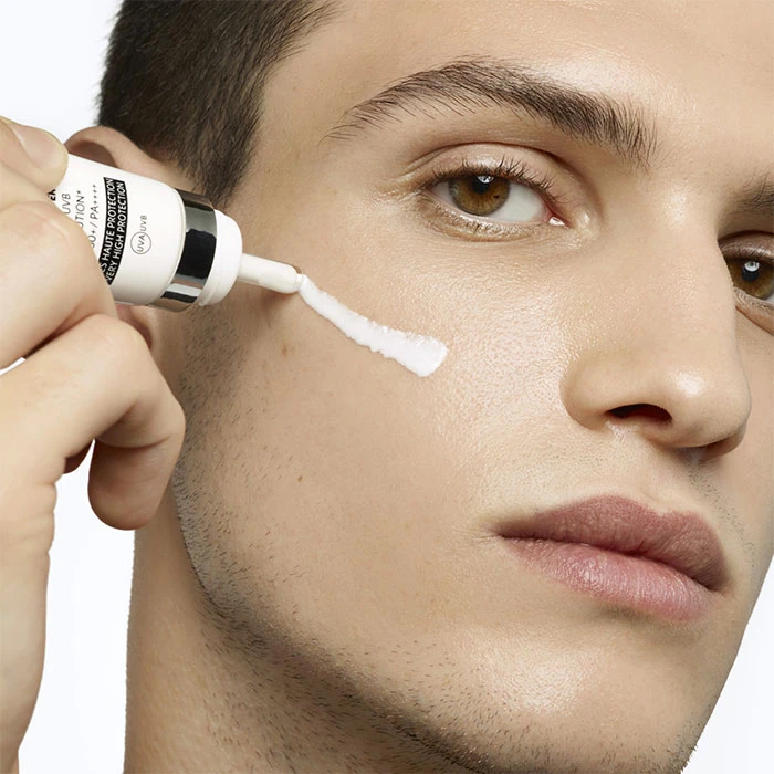 Yves Saint Laurent PURE SHOTS Airthin UV Defender SPF50+ 7 Yves Saint Laurent PURE SHOTS Airthin UV Defender SPF50+ - Imagen 5