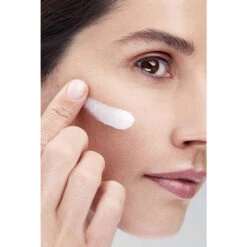 NIVEA Cellular Luminous630 Antimanchas Sérum 11 NIVEA Cellular Luminous630 Antimanchas Sérum -Mejor Cosméticos Tienda 198742 5